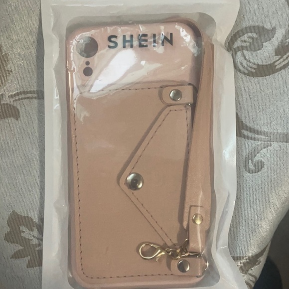 iphone XR case - Picture 4 of 4